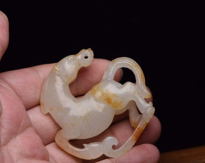 Chinese Natural Hetian Jade Carved Exquisite Horse Statue Collection Figurines