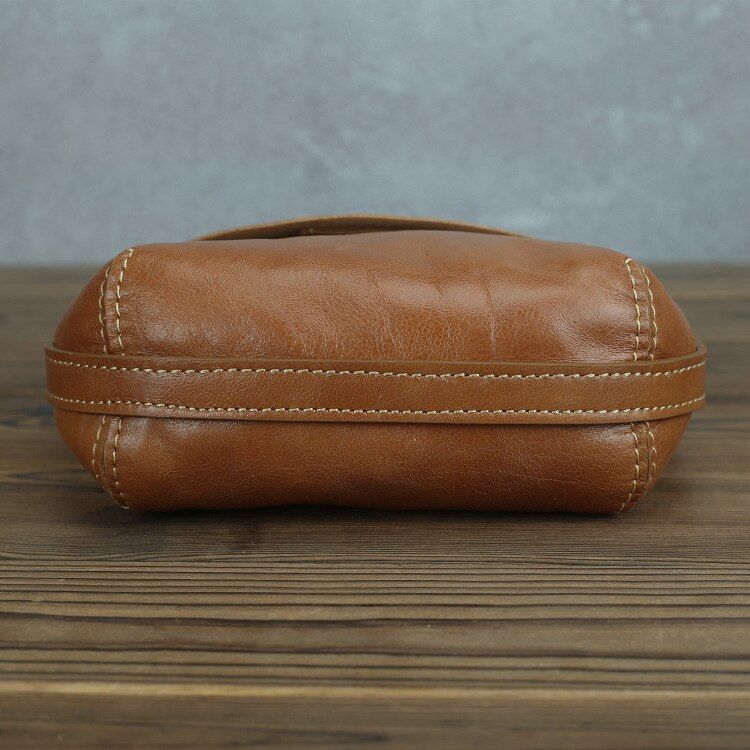 Vintage Messenger Bag Genuine Leather Shoulder Sling Purse 19*15*7CM Shell Brown