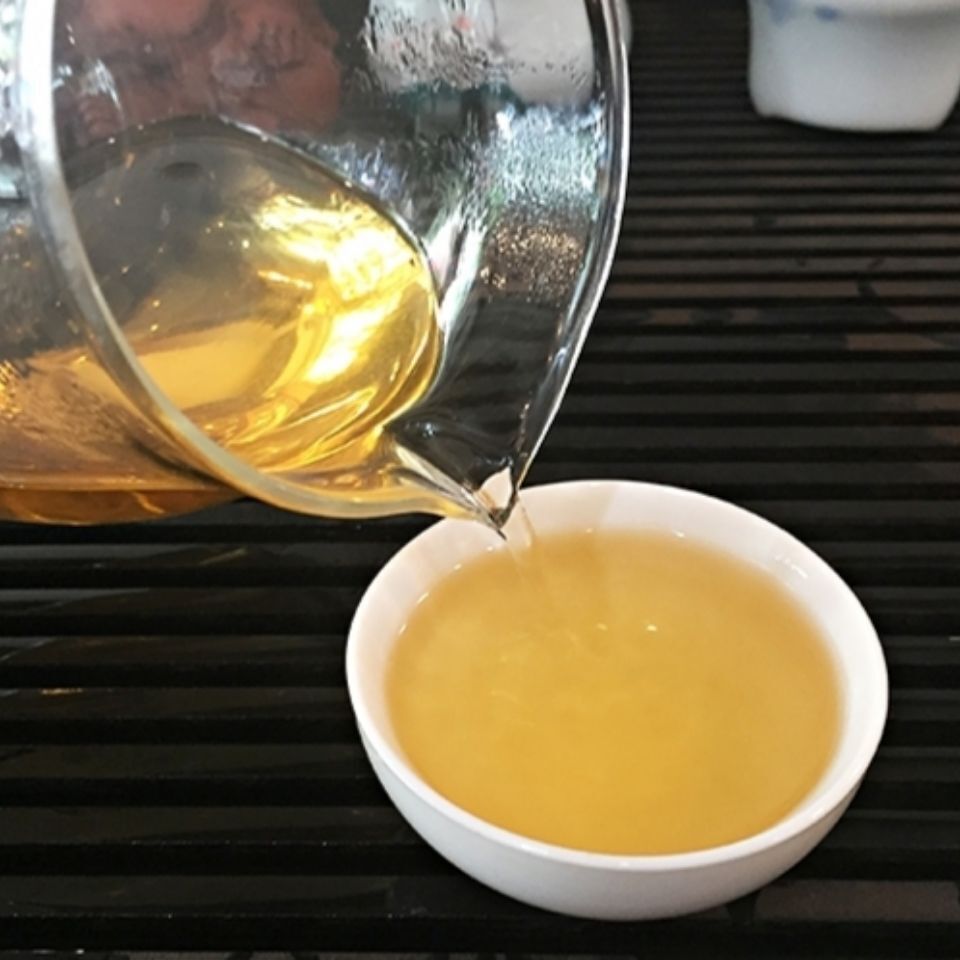 Phoenix 8503 Puer Tea Feng Huang Xiang Bing Sheng Puerh Tea 357g