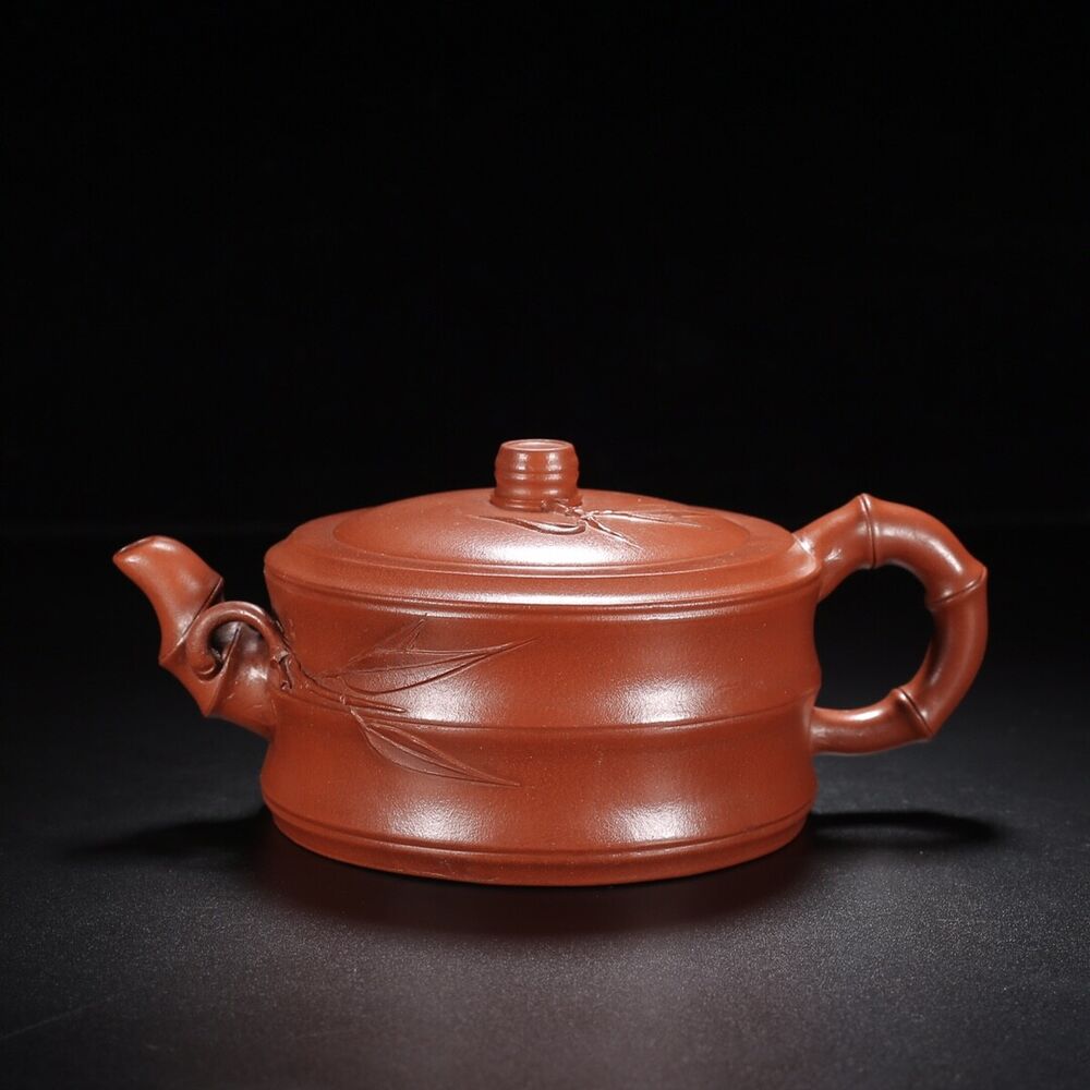 Chinese Yixing Zisha Clay Handmade Exquisite Teapot （竹韵 底款：周桂珍）