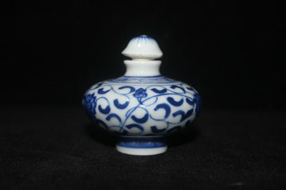 chinese porcelain blue and white porcelain snuff bottle small mini pot peking