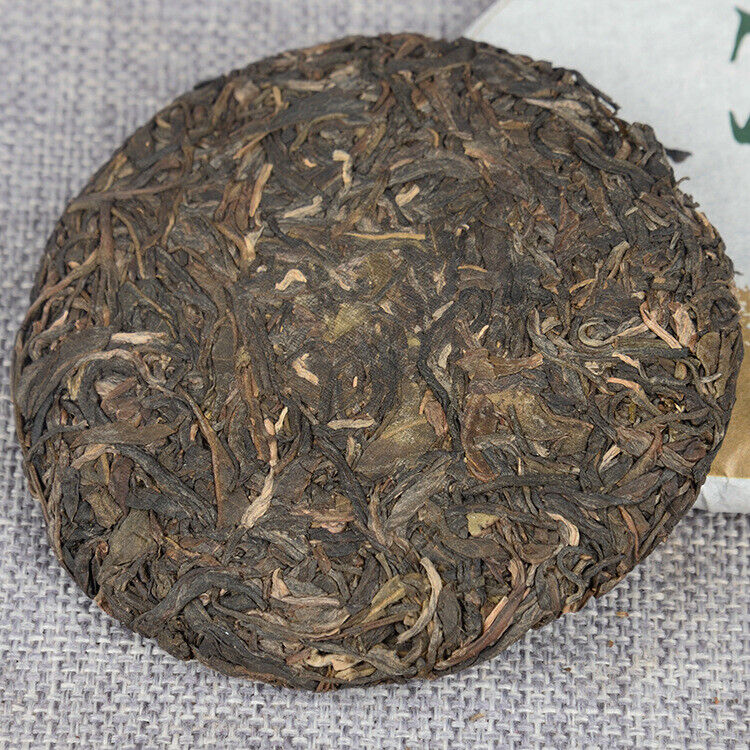 Yunnan Pu'er Tea Early Spring Raw Tea 100g Cake Tea Icelandic Raw Cake Tea