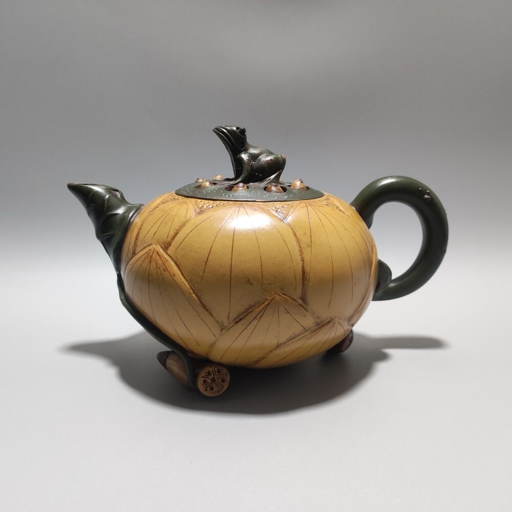 Vintage Chinese Yixing Purple Clay Teapot Zisha Ceremony Frog Lotus Seed Teaware