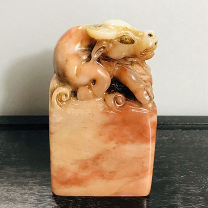 Chinese Peking Shoushan Stone Carved Cattle Statue Seal Figurines Collection Art