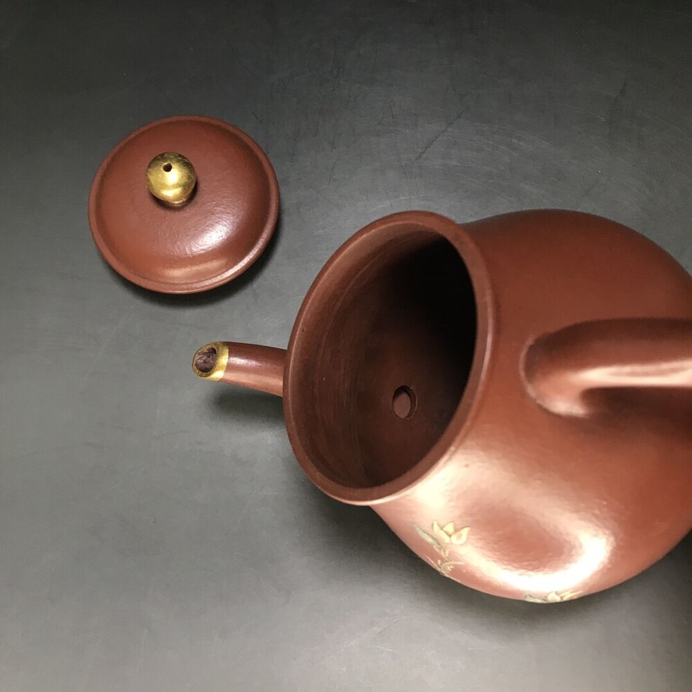 vintage chinese yixing purple clay teapot zisha ceremony carving Collectible art