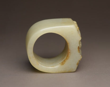 Chinese Natural Hetian Jade Carved Exquisite Thumb Ring Collection Jewelry Art