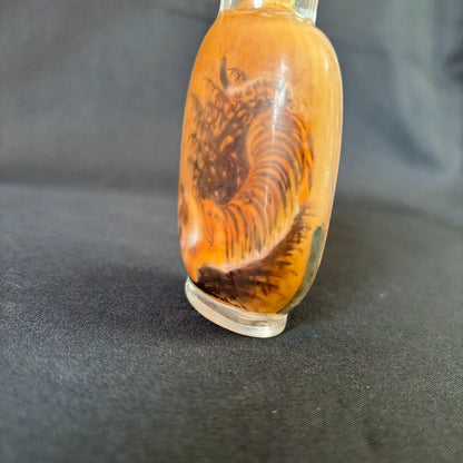 Chinese Snuff Bottle Inside Painted Tiger Statue Reverse Beauty Glazed Peking