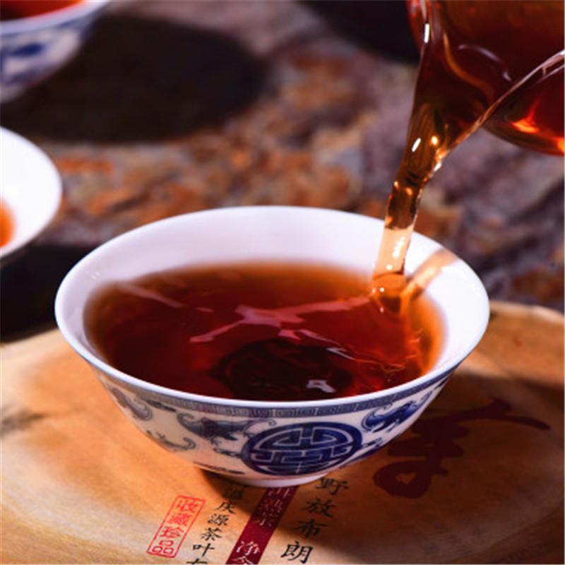 Yunnan Puerh Ripe Tea Aged Puer Tea Golden Bud Pu Er Palace Seven Cakes Tea 357g