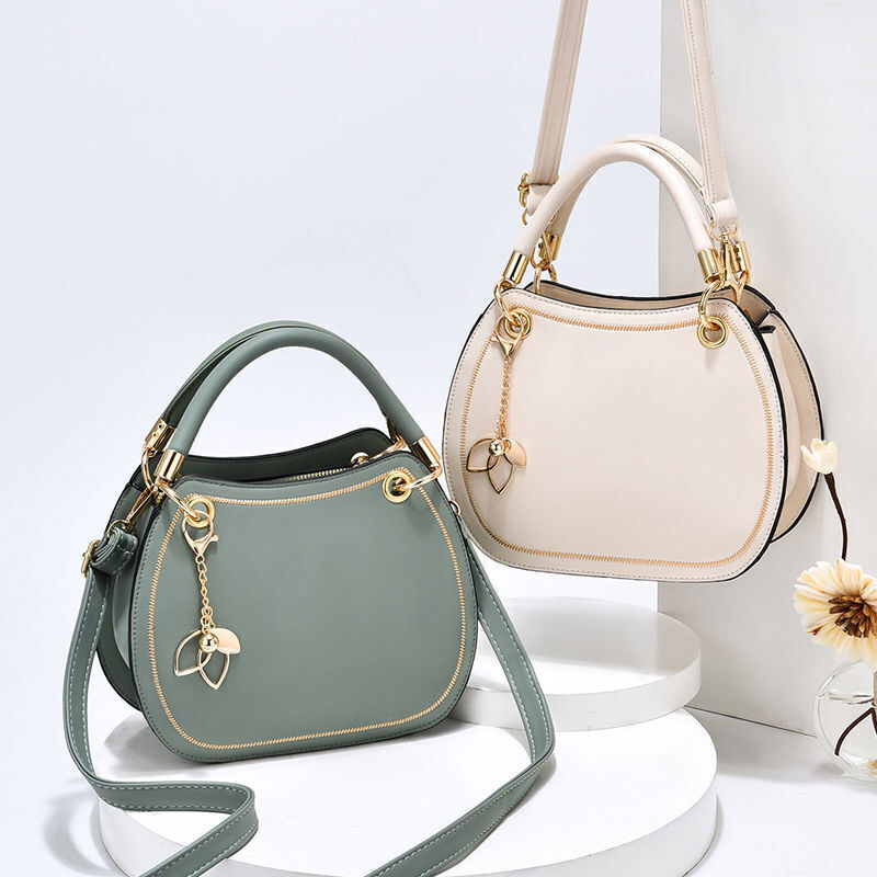 Leather Saddle Bag White Handbags Women Shoulder Messenger Bag Tote