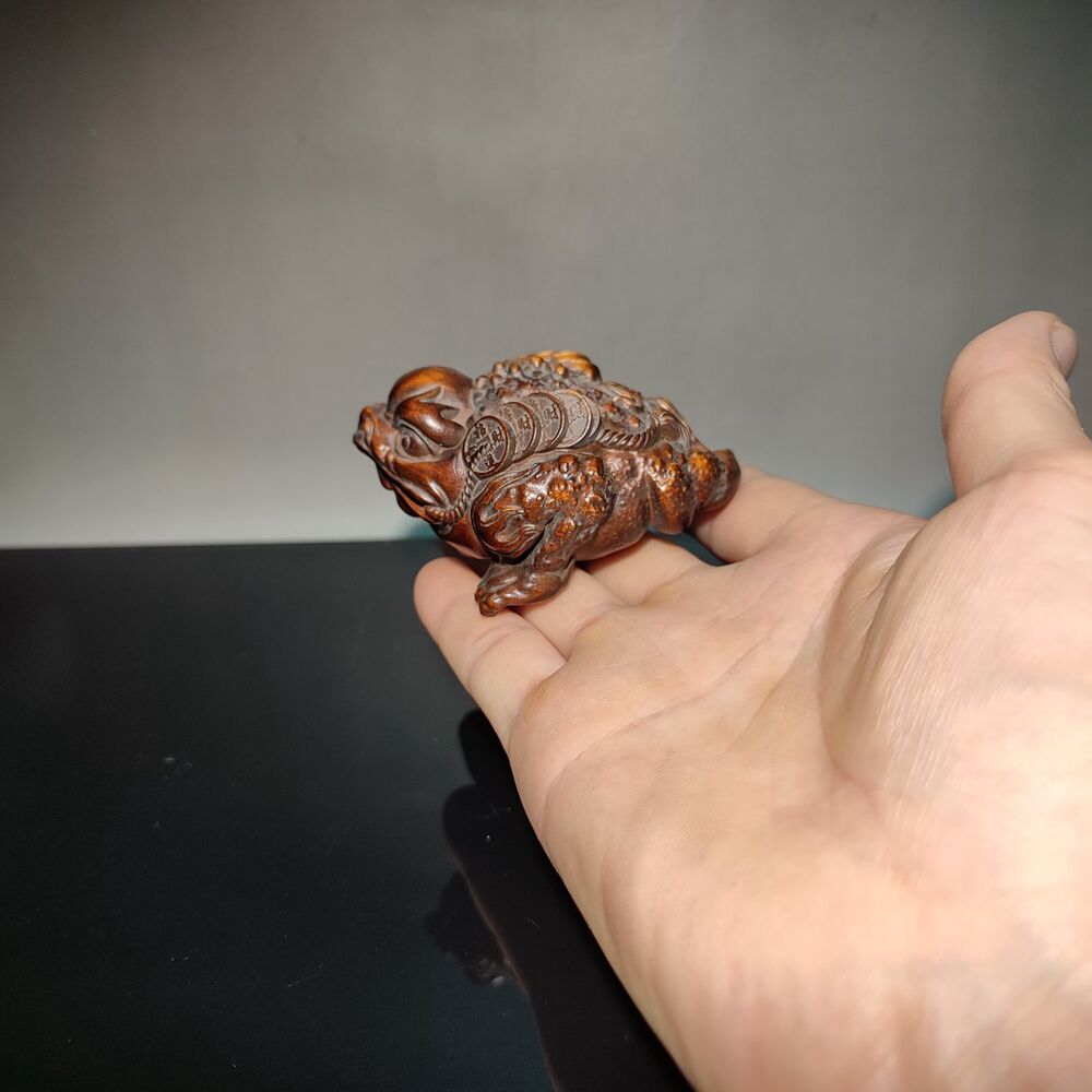 Chinese Wood Carving Wooden Toad Spittor Statue Sculpture Boxwood Interesting