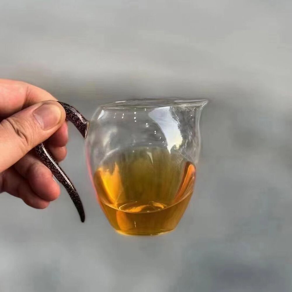 357g Yunnan Puerh Raw Tea 2015 Iceland Old Pu'er Tea Cake Premium Raw Pu-erh Tea