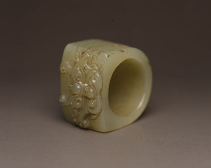 Chinese Hetian Jade Carved Nice Unique Sculpture Collector Thumb Ring Jewelry