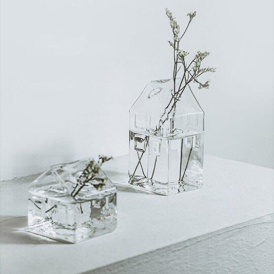 Glass Small House Shaped Vase Mini Hydropnic Terrarium Tabletop Flower Bottle