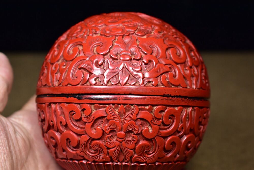 chinese lacquerware box Japan lacquerwork lacquer jewelry carved dragon statue
