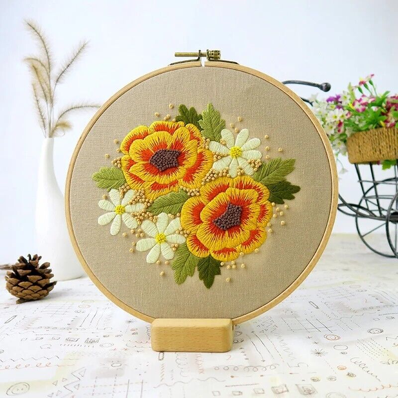 Embroidery Hoops Stands 5Pcs Wooden Base Cross Stitch Ring Decor Holders 8x6x2cm