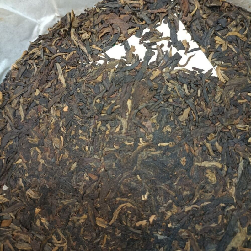 Laomane Arbor Tree Spring Buds Pu-erh Tea Cake 357g Pu'er QiZi Banzhang