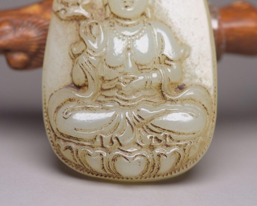 Chinese Natural Hetian Jade Carving Kuan Yin Statue Lucky Jade Pendant Amulets