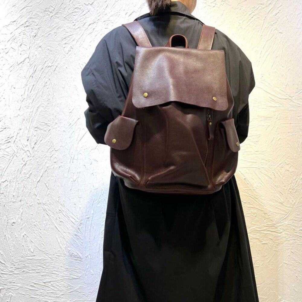 Soft Genuine Leather Backpack Traveling Large Shoulder Bags 33*44 CM Polyester