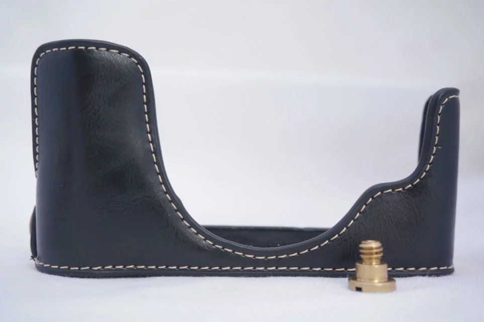 Pu Leather case cover bag for FUJIFILM FUJI FINEPIX X10 X20 half Bottom