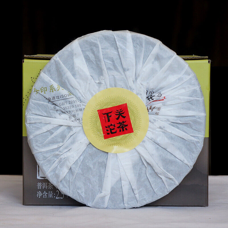 Pu'er Tea Golden Seal Series Xiaguan Round Tea T7653 Discus Raw Tea 357g