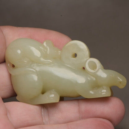 Collection Chinese Natural Hetian Jade Carved Exquisite Rat Statue Figurines Art