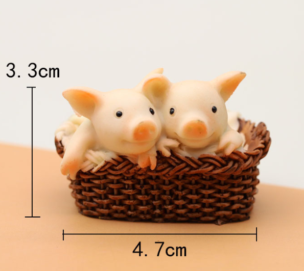 Little Pig in The Basket Statue Fairy Sculpture Tabletop Figurine Home Decor