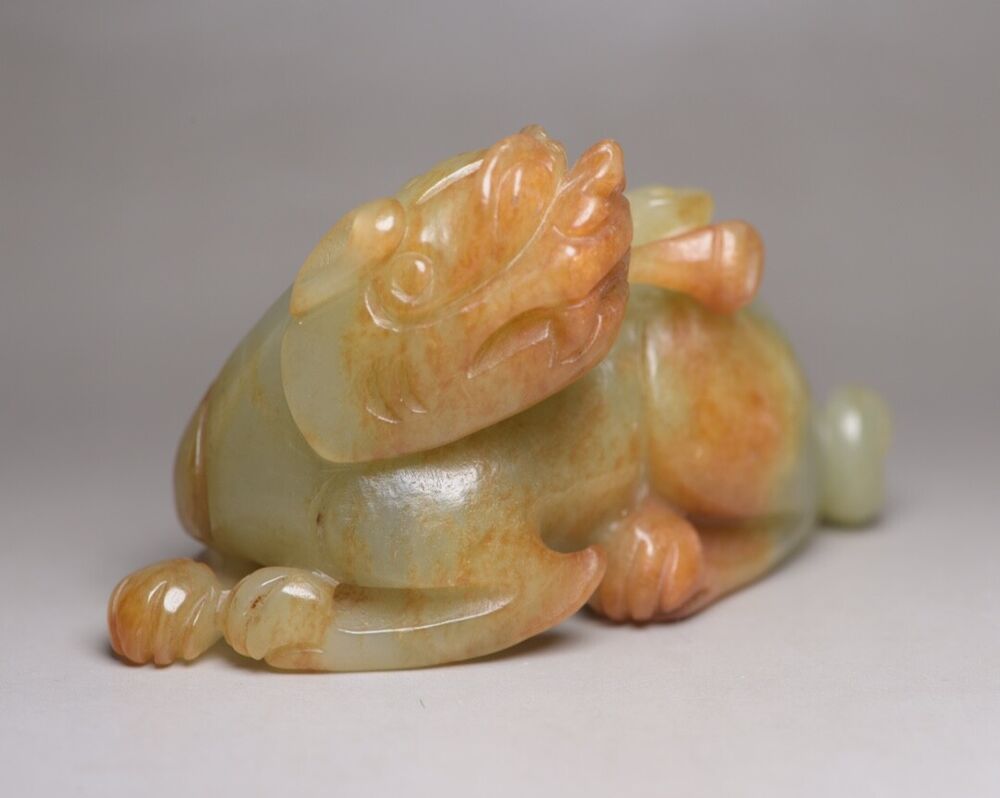 Chinese Antique Hetian Jade Carved Sculpture Exquisite Beast Statue Collections
