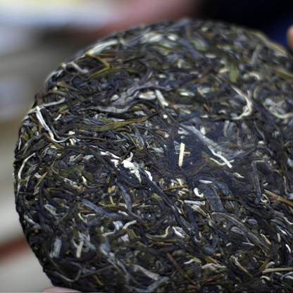 357g Yunnan Raw Puerh Tea Cake Mannong Pu-erh Shengcha Premuim Pu'er Green Tea