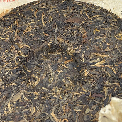 Pu'er tea, 2006, Guoyan Xishuangbanna, Yiwu organic green cake, Yiwu organic green cake, 400g, raw