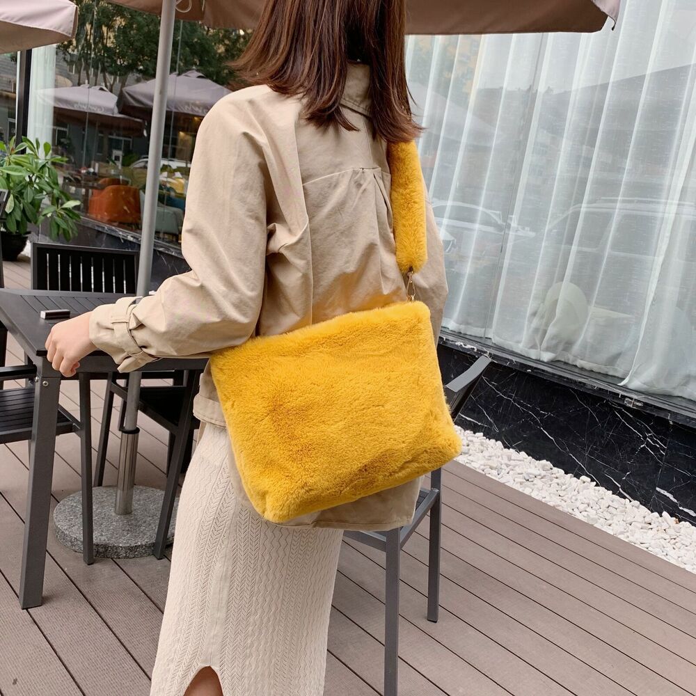 Bag Women's Plush Shoulder Bags Large Capacity Messenger Bag Handbag