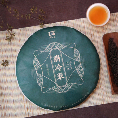 Fei Leng Cui * Menghai Dayi Pu'er Tea Raw Tea Round Tea Pressed Pu-erh 357g