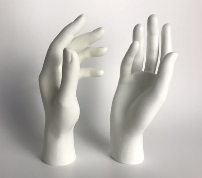 Hand Mannequin Female Arm Display Base Gloves Jewelry Models 21cm Plastic 1 Pair