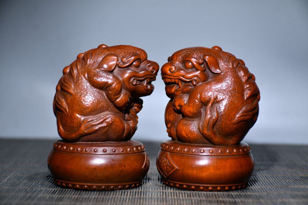Vintage Chinese Boxwood Carving Exquisite A Pair Beast Statue Figurine Ornaments