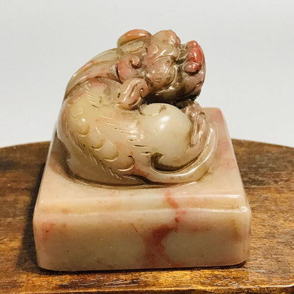 Chinese Fuzhou Shoushan Stone Carving Nice Beast Seal Statue Figurines Art Work