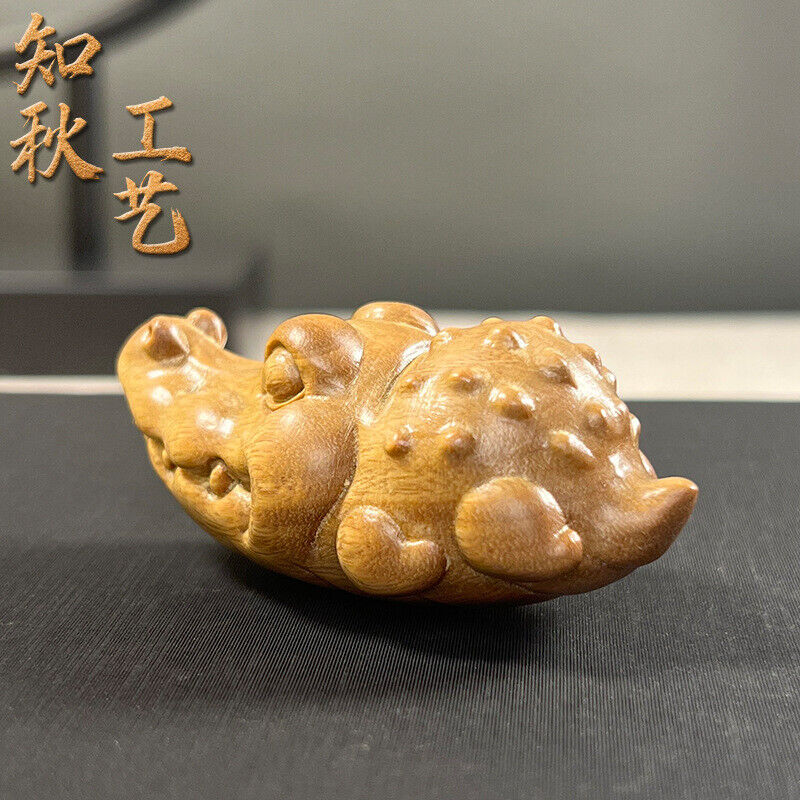 Green Sandalwood Carving Crocodile Handle Piece Tea Pet Decoration Handicraft