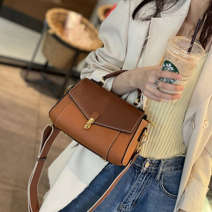 Genuine Leather Messenger Shoulder Bag Fashion Cowhide Handbag 23*10*16 CM Shell