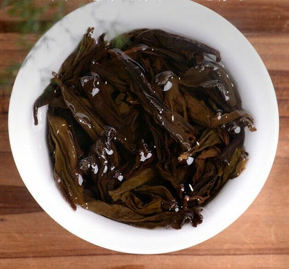 Narcissus Dahongbao Oolong Tea Fresh Wuyi Oolong Dahongpao, Fujian, China-