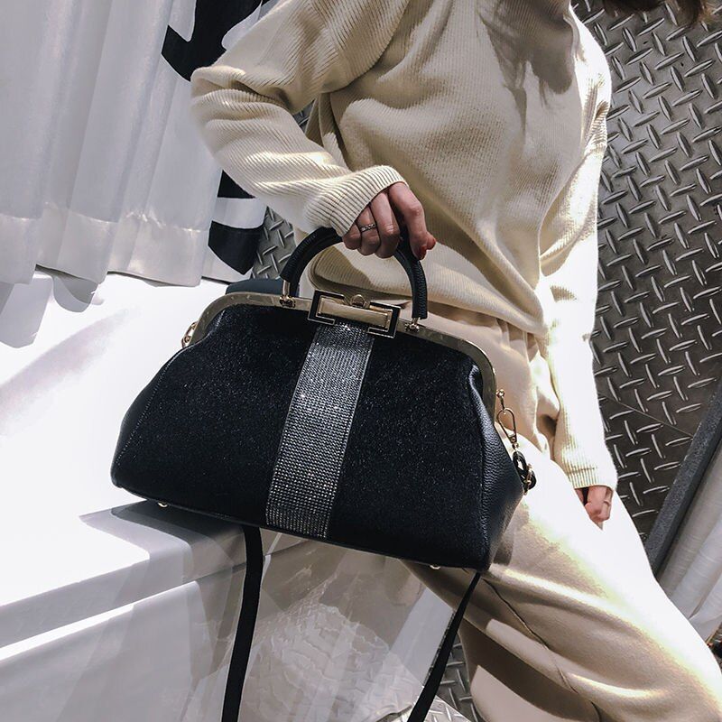 Vintage Fashion Shell Lock Bag Shoulder Crossbody Velvet Totes Handbags Purses