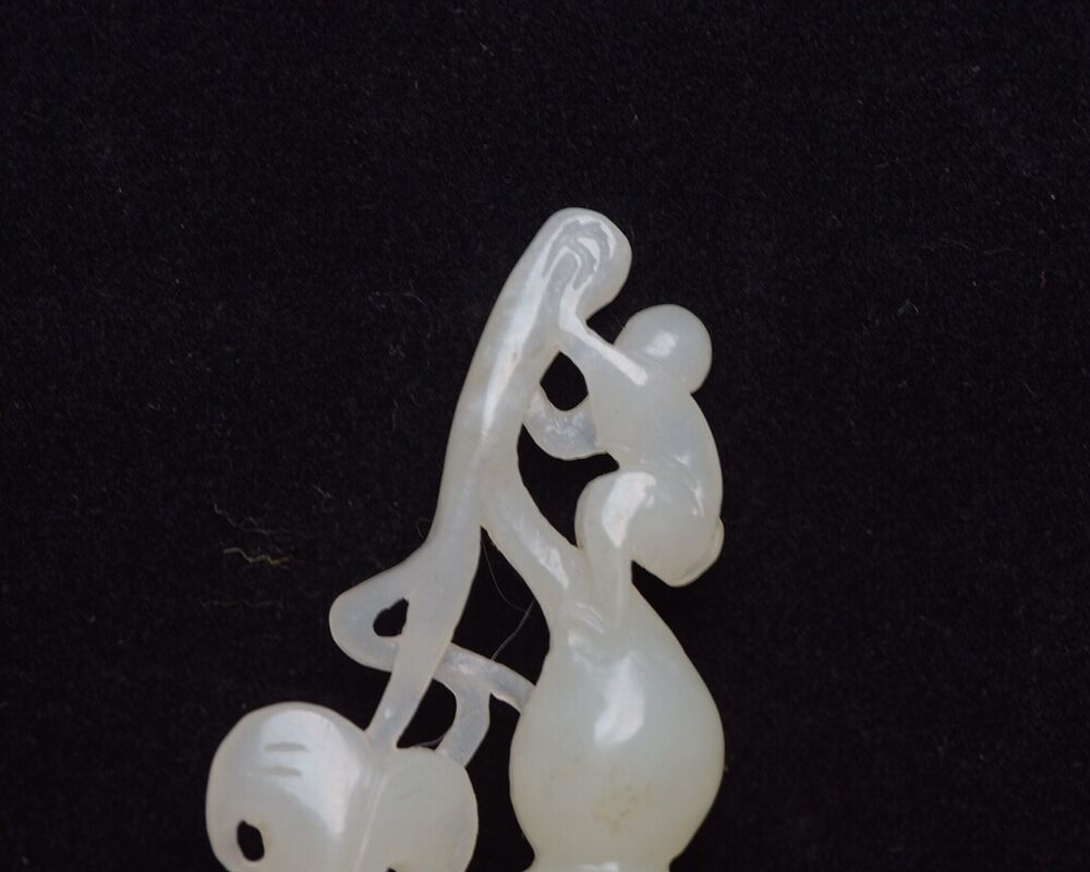 Chinese Top Natural Hetian Jade Carved Exquisite White Jade Pendant Gift Jewelry