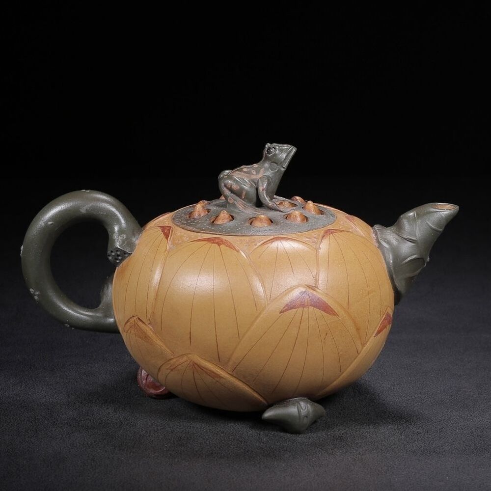 Vintage Chinese Yixing Purple Clay Teapot Zisha Ceremony Nice Frog Lotus Teaware