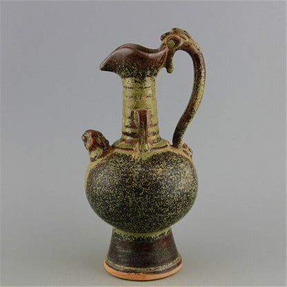 Tea Powder Glazed Double System Longbing Pot of Song and Yue Kilns in China