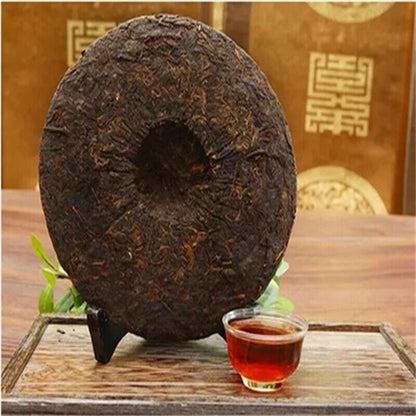 Yunnan Cooked Pu'er Tea Weight Loss Healthy Drink Memorial Pu'er Black Tea 357g
