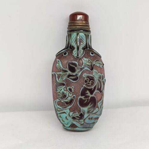 vintage carved glass snuff bottle snuffbox rare glaze Figure-story antique child