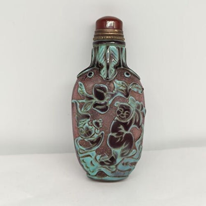 vintage carved glass snuff bottle snuffbox rare glaze Figure-story antique child