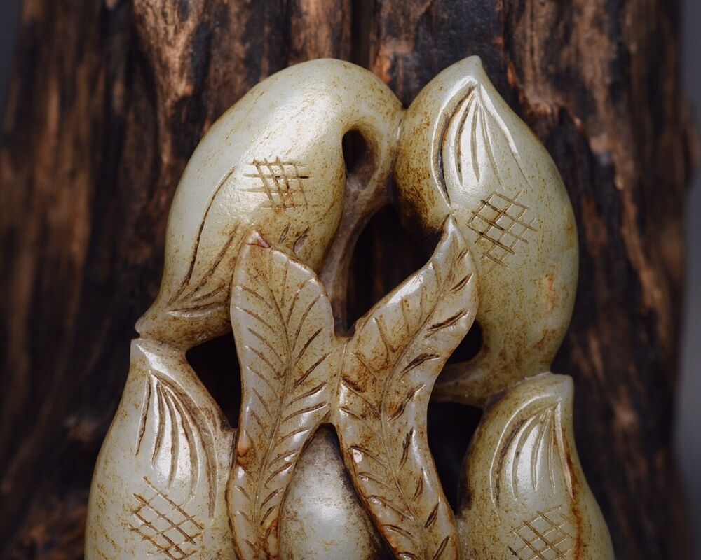 China Vintage Antique Natural Hetian Jade Carved Exquisite Crane Statue Artwork