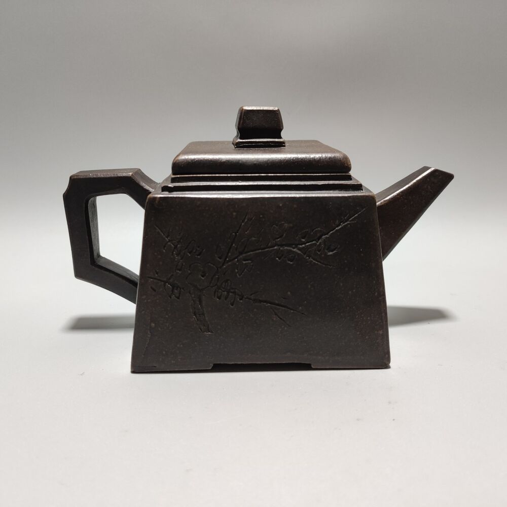 Vintage Chinese Yixing Purple Clay Teapot Zisha Ceremony Carving Collectible Art