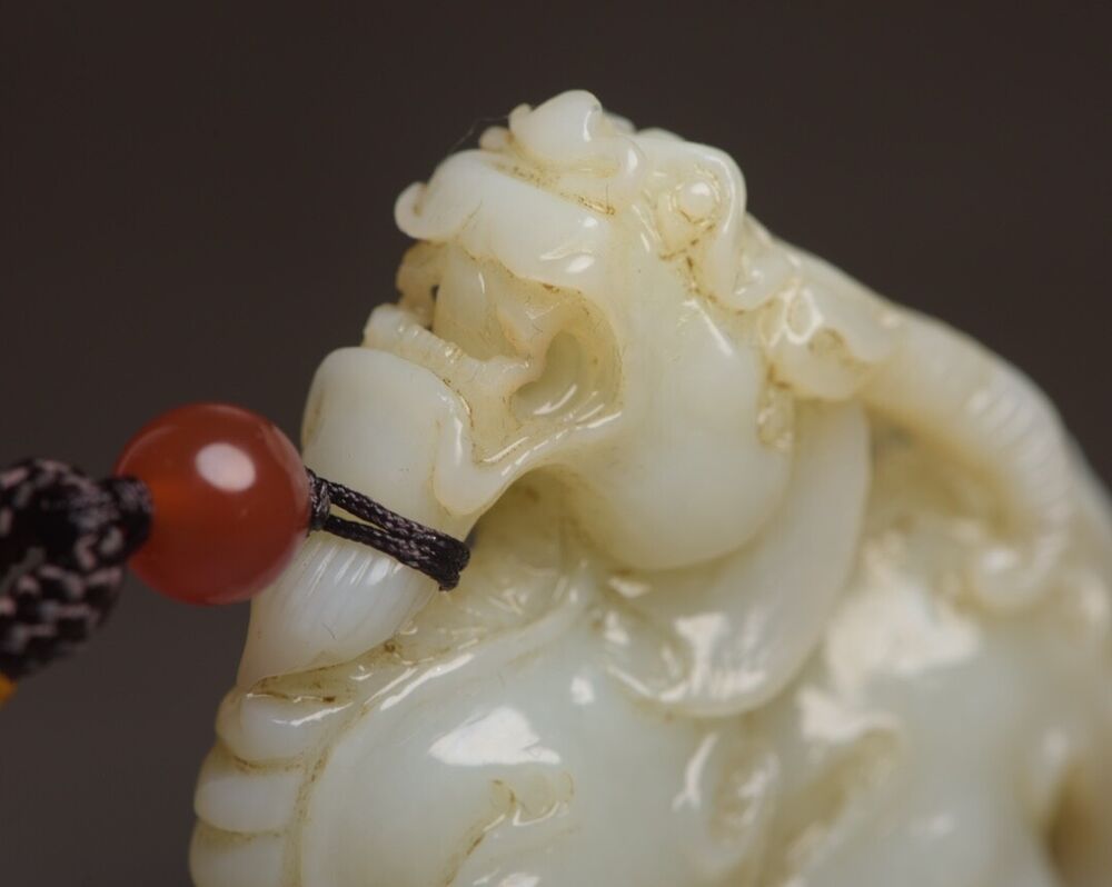 Collection Chinese Top Hetian Jade Carved Beast Animal Statue Figurine Art Rare