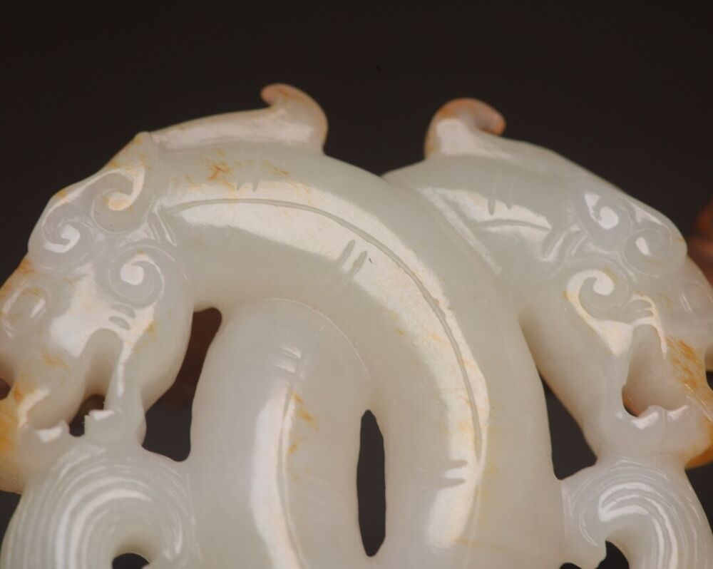 Top Chinese Natural Hetian Jade Carving Dragon Statue Exquisite Pendant Jewelry