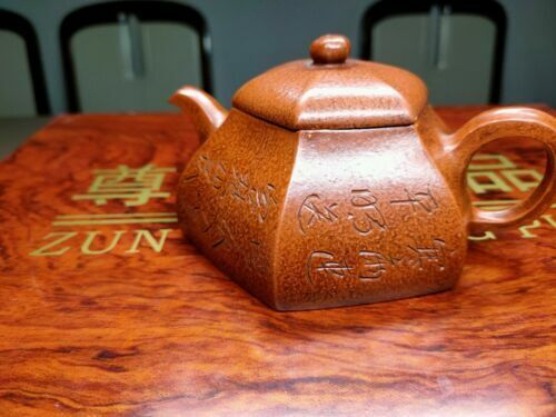 Chinese Yixing Zisha Clay Handmade Exquisite Teapot