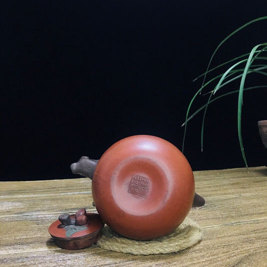 vintage chinese yixing purple clay teapot zisha ceremony carving Collectible art